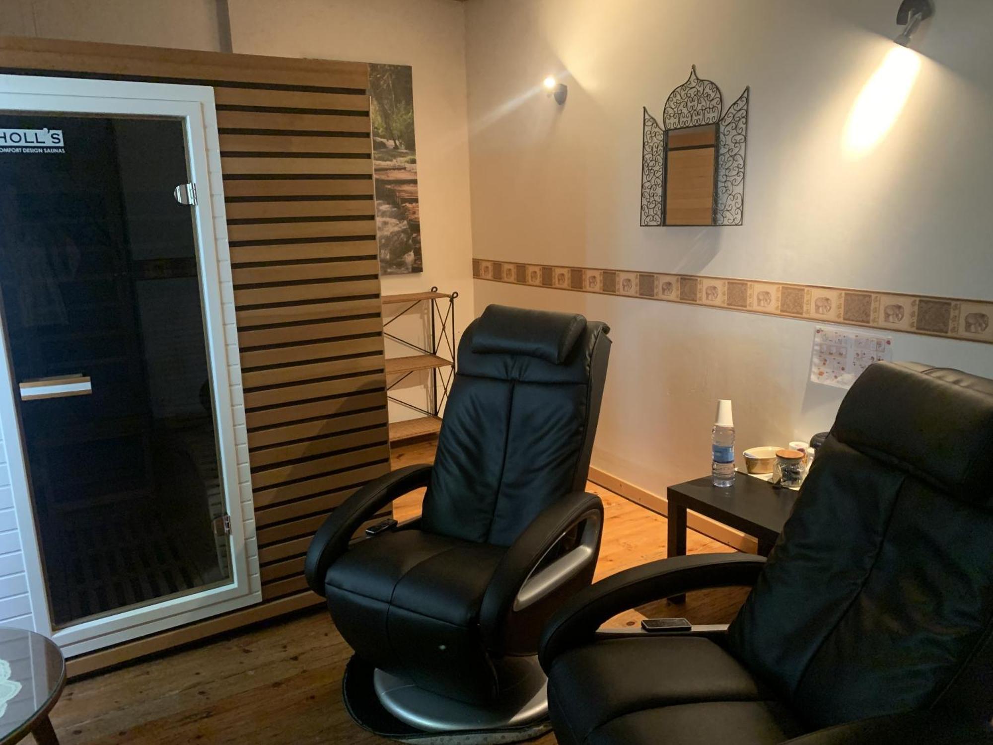 Le Clos Des Tilleuls D Day Home, Chambres D'Hotes, Suite Avec Sauna Privatif, Suite Avec Balneotherapie Privative, En Supplement Option Spa Bain A Remous La Vendelée Rom bilde