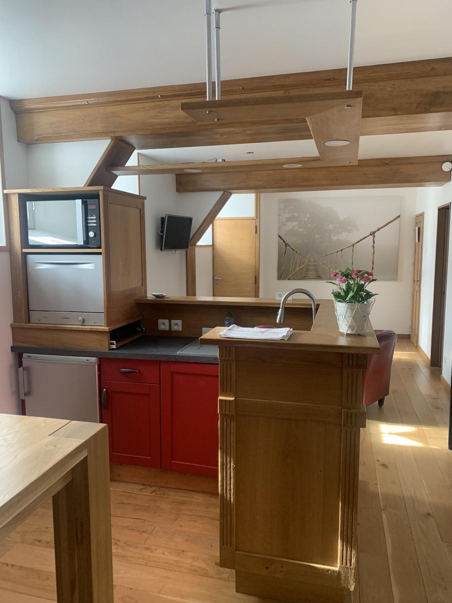 Le Clos Des Tilleuls D Day Home, Chambres D'Hotes, Suite Avec Sauna Privatif, Suite Avec Balneotherapie Privative, En Supplement Option Spa Bain A Remous La Vendelée Eksteriør bilde